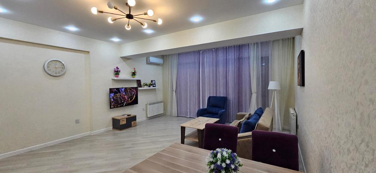 Park Azure Comfortable Apartment Baky Esterno foto